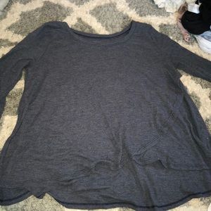 quarter sleeve top